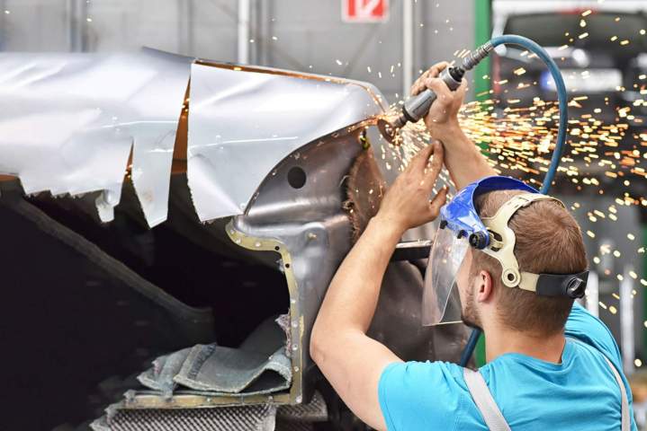 Déconstruction de voiture Le Mans